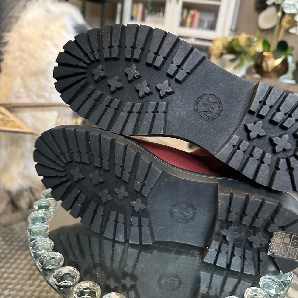 💎💎Michael Kors Women's Burgundy Combat Boots💎💎 - Picture 6 of 6